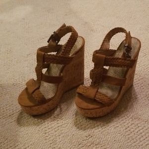 SODA PLATFORM WEDGES
